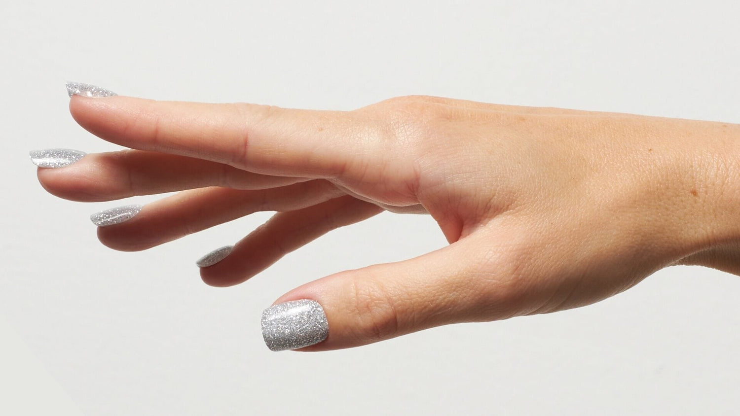 New Year, new Nails: Nail Designs for the Turn of the Year - Doonails US