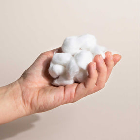 Remover cotton balls - 100 pieces