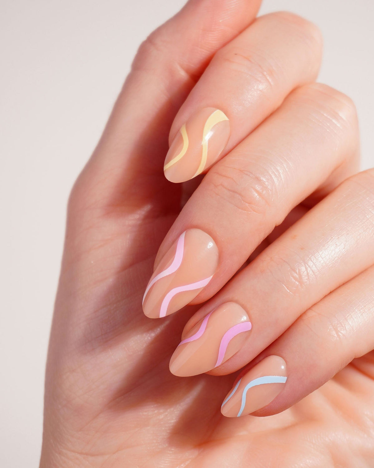 Pastel Swirl Short Almond Soft Gel Press Ons